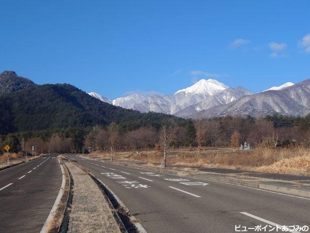 青空と白銀の常念